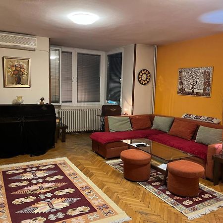 Skopje - Center Bright Apartment 外观 照片
