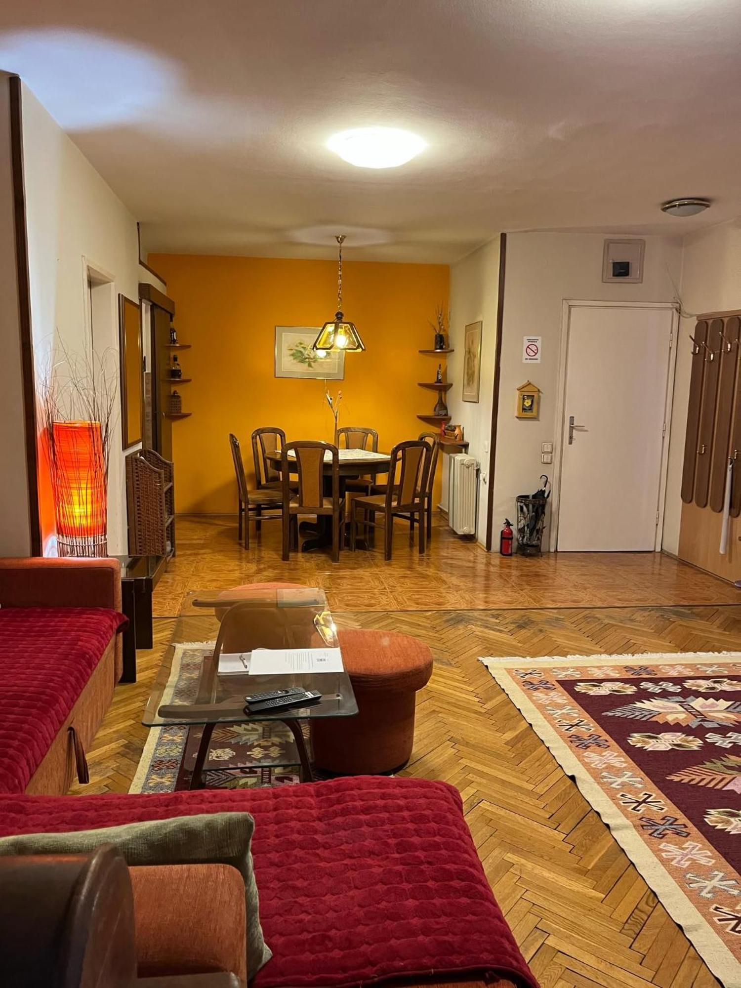 Skopje - Center Bright Apartment 外观 照片