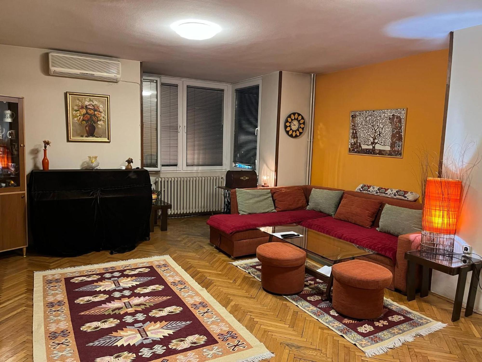 Skopje - Center Bright Apartment 外观 照片